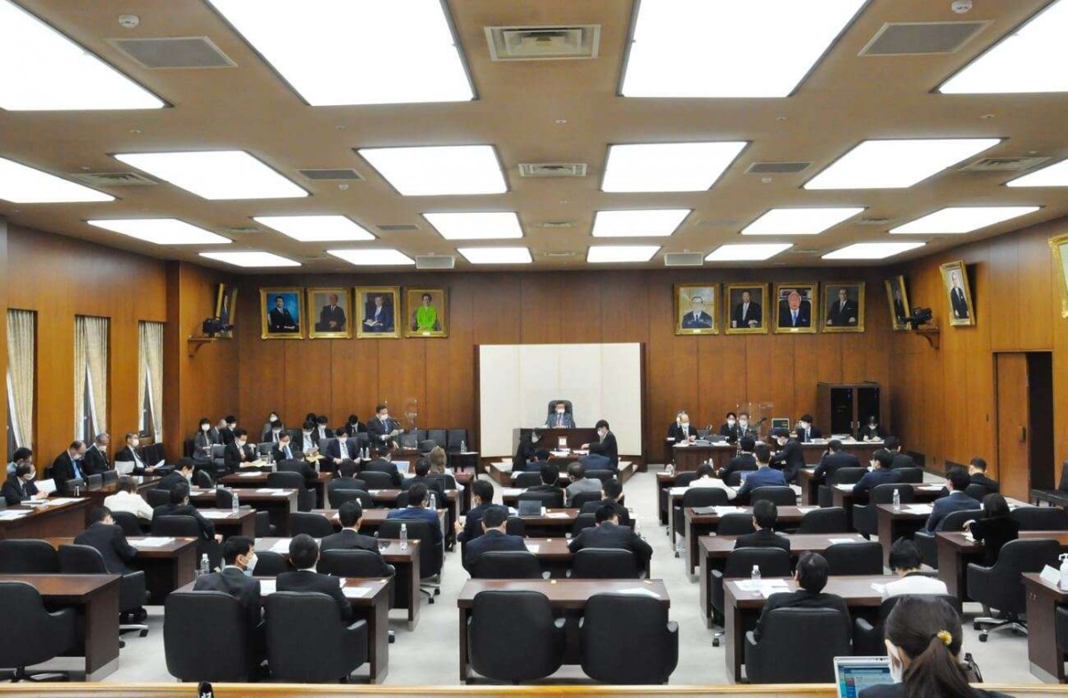 衆院・厚生労働委員会 2日