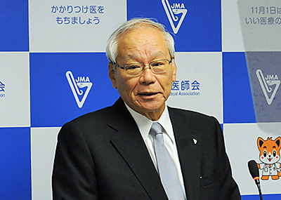 横倉義武日本医師会長