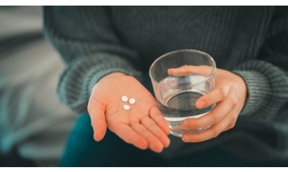処方箋なしの緊急避妊薬「前向きに議論」、日医
