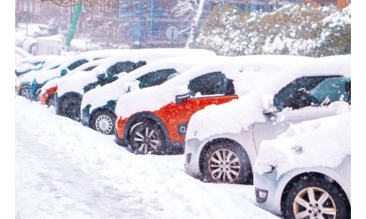 「介護職が雪かきをしている」　デイサービス協会、大雪時の送迎の支援を要請